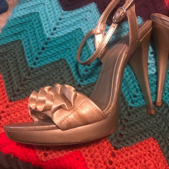 Aldo Champaign Platform Party Heels Size 8 (run a bit big, more like 8.5) - Picture 5 of 11